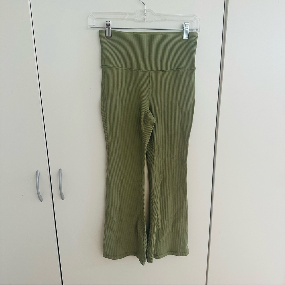 Athleta olive flare leggings